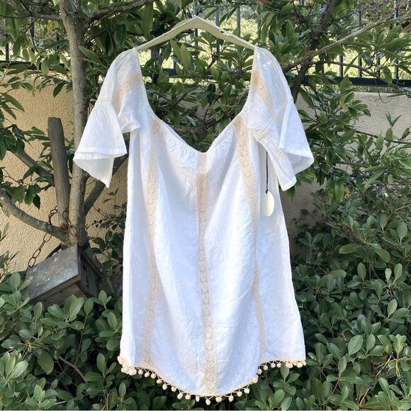 TULAROSA Sara White Off the Shoulder Pom Trim Swiss Dot Shift Dress. Small. NWT - Picture 2 of 7